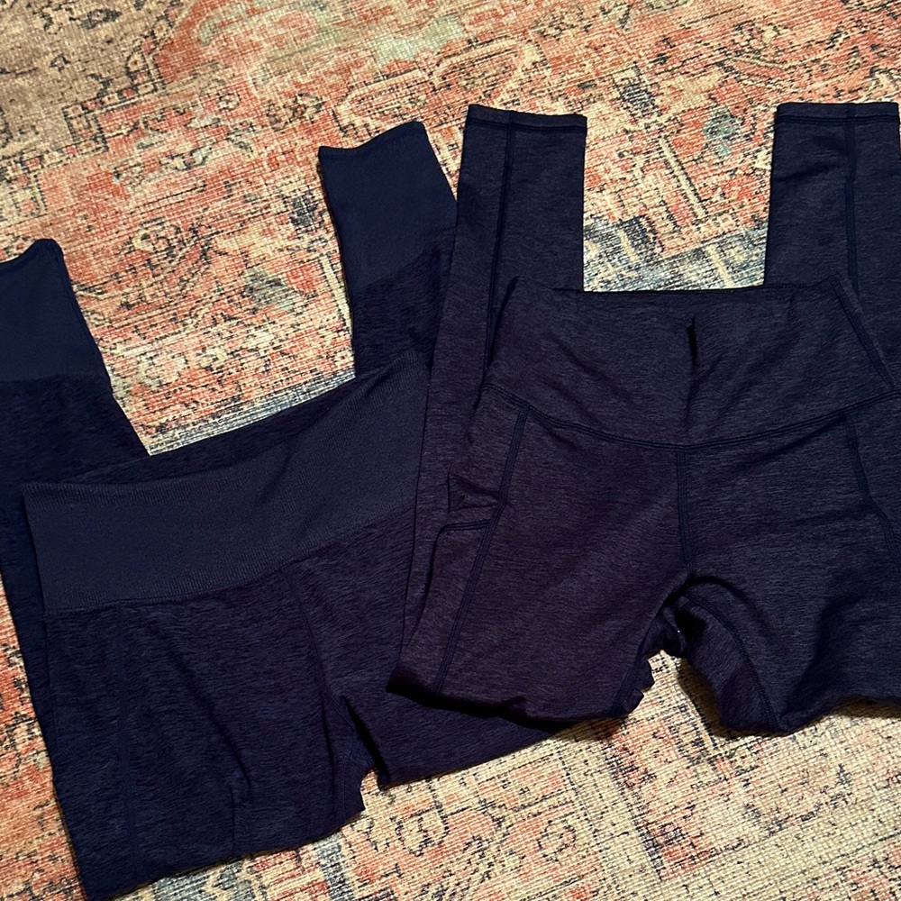 🚨🚨Double Deal 2 pair leggings Blue Aerie & Kirkland size Medium